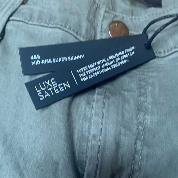 J Brand | 30 mid- rise super skinny luxe satin NWT jeans - Picture 2 of 5